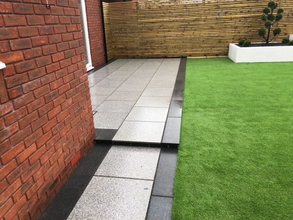 Silver Grey Granite Paving (G603) - 600mm x 600mm x 20mm / 19m2 Pack - Image 3