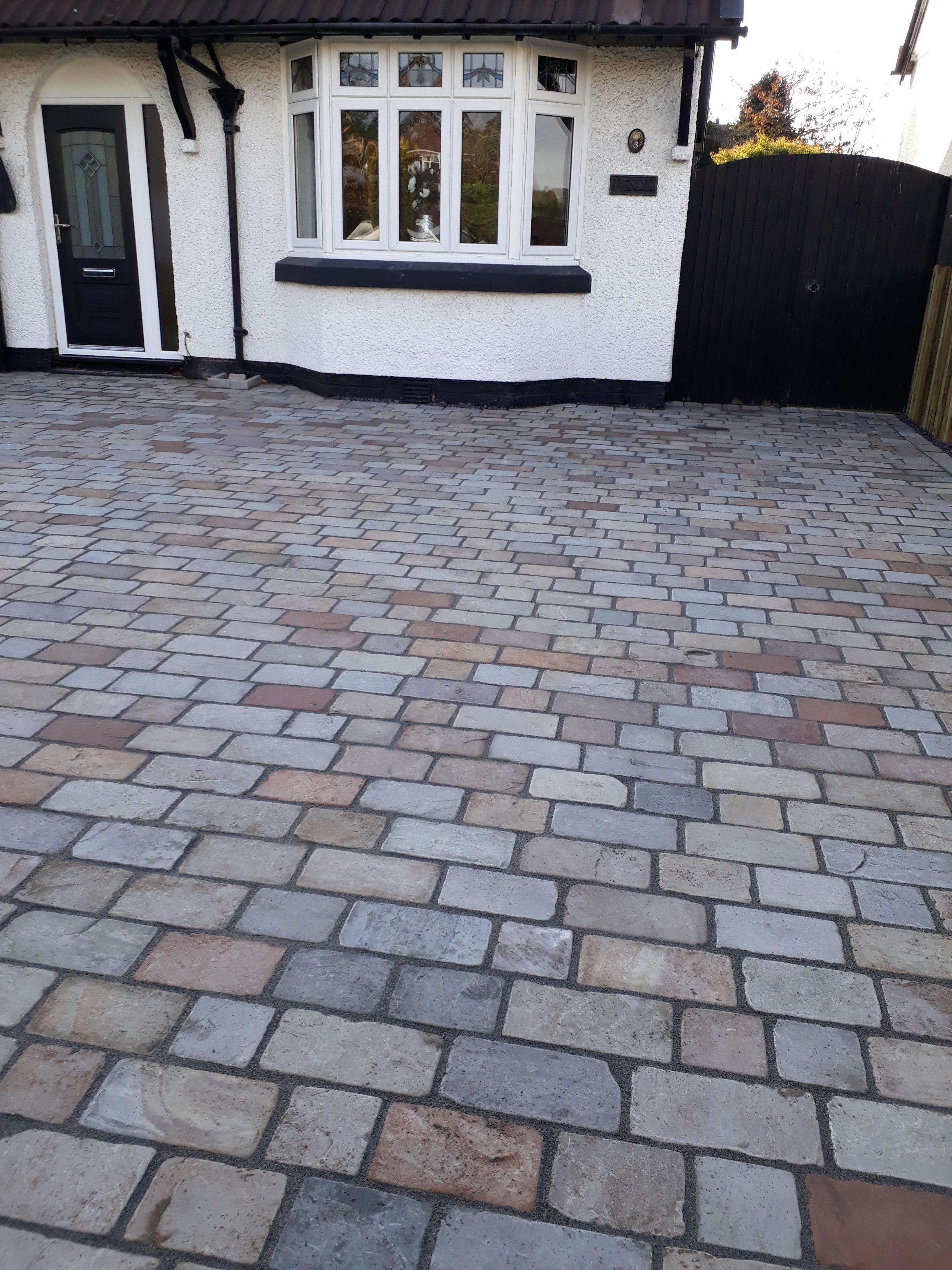 Raj Green Mix Block Paving 150x150x40mm - 10m2 Pack