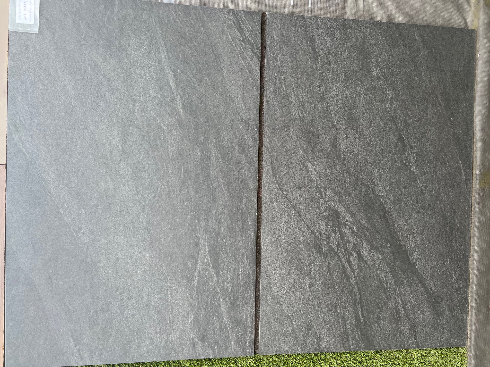 Anthracite Porcelain