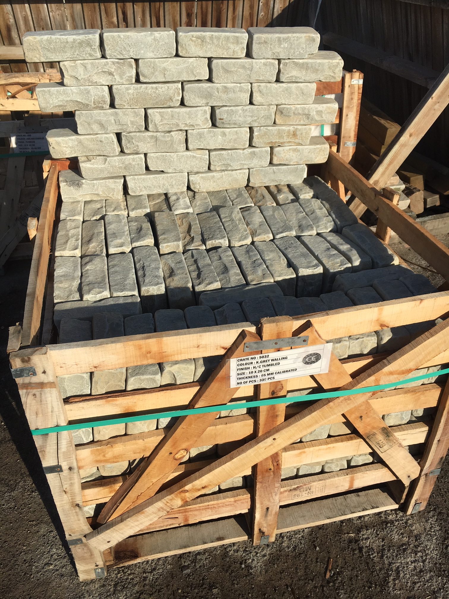 Kandla Grey Tumbled Walling - 5.4m2 (face) per pack - Image 6