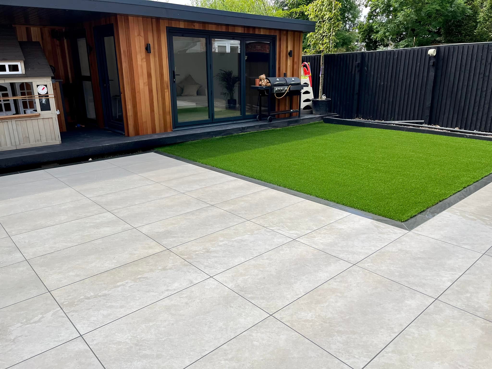 QUARTZ WHITE Porcelain - 1200x600x20mm / 21.6m2 Pack